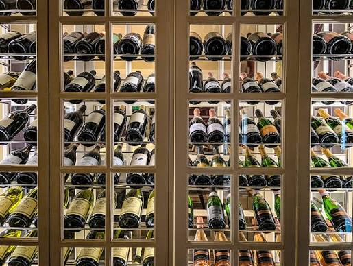 How to Store Wine Properly in Hong Kong
